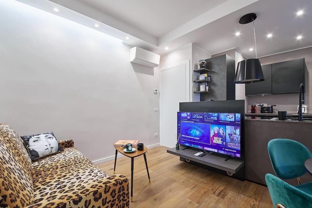 Appartement Moderno Bilocale Chic 8 Min Dal Duomo Milaan